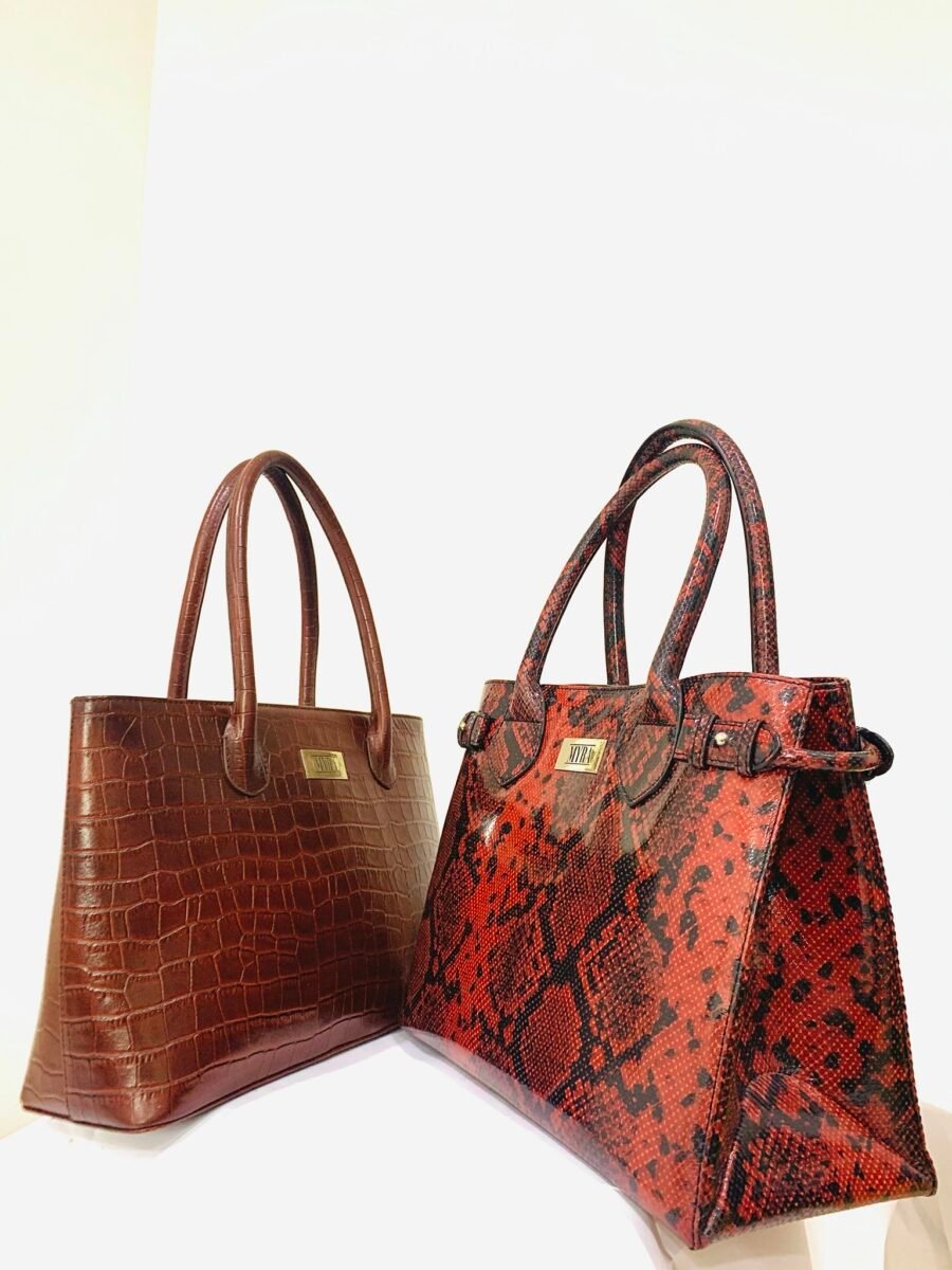 Timeless Women's Fashion - Chic and Elegant Bag to Elevate Your Style. The right bag to elevate your corporate look.
