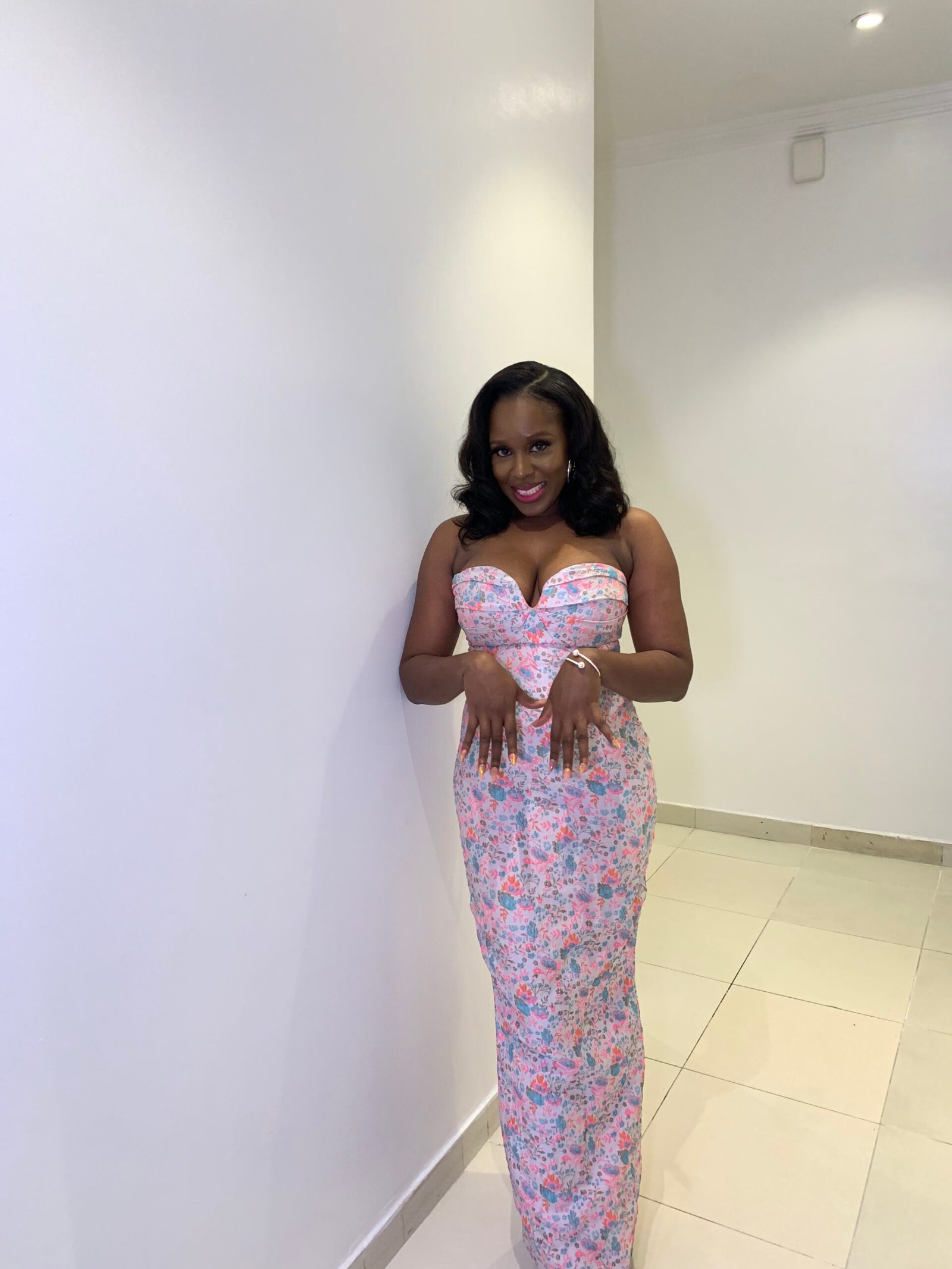 Floral sweetheart maxi dress for wedding guest summer 2025